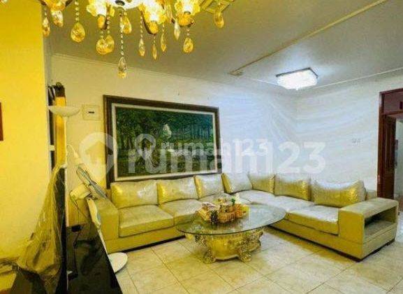 Rumah Cantik Di Puri Media Jakarta Barat 2 Lantai 8x16 Furnish 2