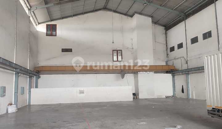 Warehouse in Kapuk Farm Size 20x40 40ft Container Access
