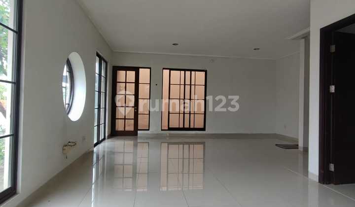 Rumah Sewa di Green Lake Cluster East Asia, Hoek 2Lt Uk 12,5X18 2