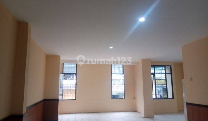 Ruang Usaha Parkiran Luas Bisa Untuk Kantor Harga Nego Di Kopo Bihbul Bandung 2