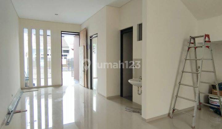 Rumah Baru Siap Huni Minimalis Harga Nego Di Taman Kopo Indah 2 2