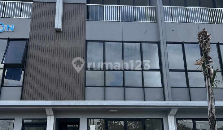 Cendana Parc 3-Story Shop House Ready for Occupancy Cendana Parc 3-Story Shop House Ready for Occupancy