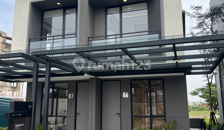 Park Serpong Silver Livin 2Kamar 2Lantai Park Serpong Silver Livin 2Kamar 2Lantai