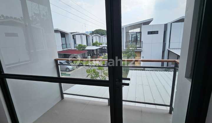 Cendana Garden Britain Type 3 Hook 2