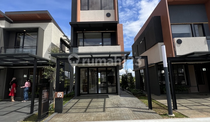 Park Serpong Treetops Alpha 3Lantai 3Kamar