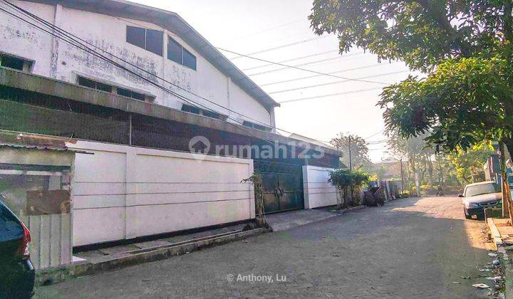 Gudang Ex Pabrik Dukuh Kupang Barat 2 Lantai Ada Kantor  1