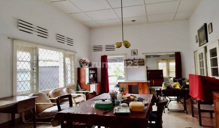 Rumah Kolonial Otentik Di Pusat Kota Surabaya Bawean 2