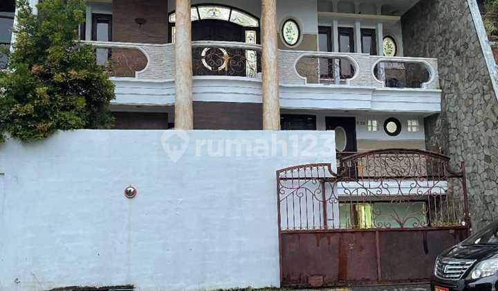 Dijual Rumah Darmo Hill Dukuh Pakis Ada Garasi