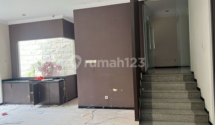 Dijual Rumah Darmo Hill Dukuh Pakis Ada Garasi 2