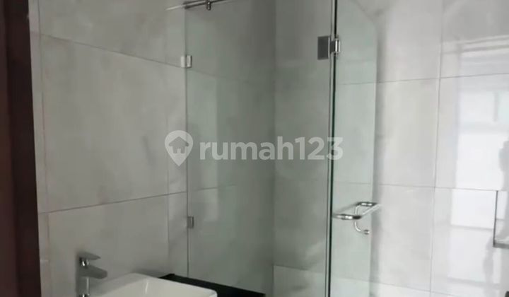 Disewakan Rumah Citraland Minimalis District9 2 Lantai 2