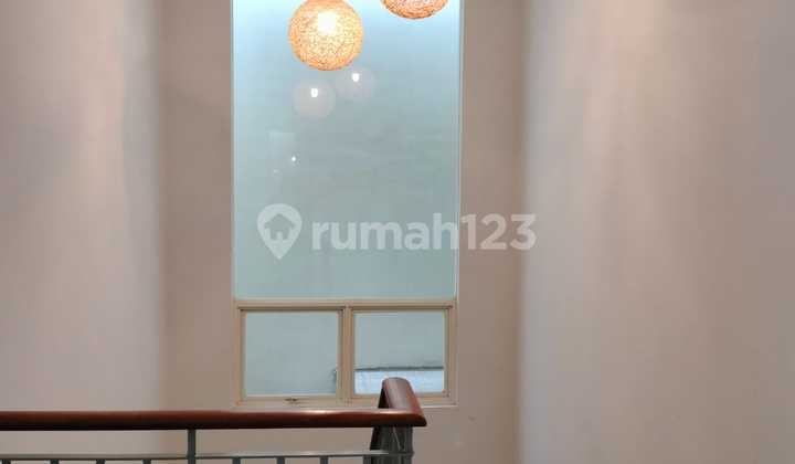 Pakuwon Indah The Mansion Full Furnish Luxury 5 M 2