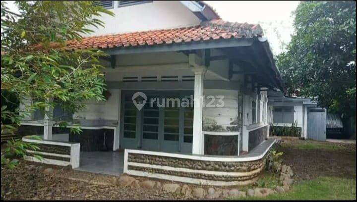 Rumah 1lantai dengan halaman yg cukup luas 2