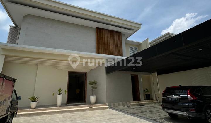 Exclusive Japanese Style House on Jl. Dr Rubini for Only 10 Billion 1