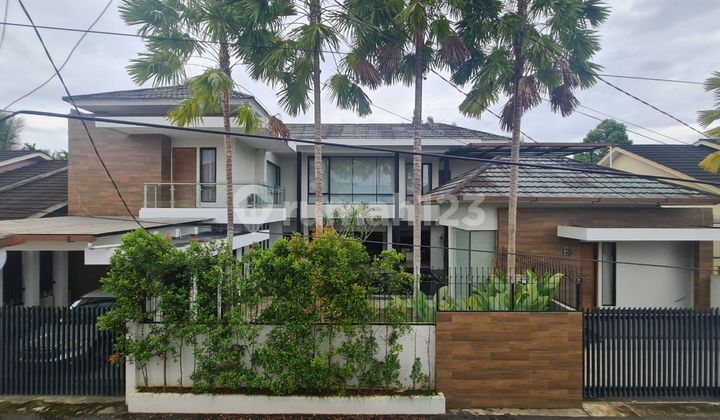 Rumah mewah di Jl Paris 2 Pontianak Rumah mewah di Jl Paris 2 Pontianak