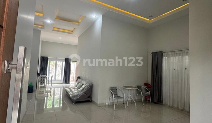Rumah Green Mension Jl Ujung Pandang Pontianak 2