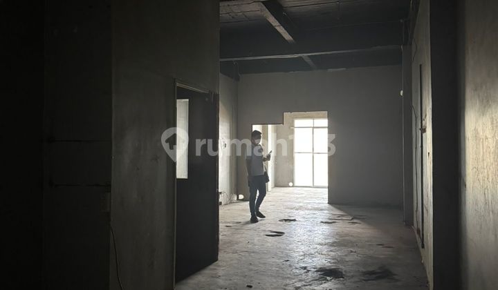 Shop House on Jl Budi Karya Pontianak in Front of Novotel 2