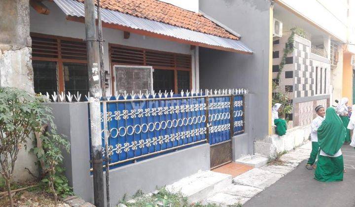 Dijual Rumah 2 Lantai di Sawah Besar Jakarta Pusat 1