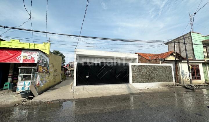 Dijual Gudang Siap Pakai di Jalan Tarumajaya Bekasi  1