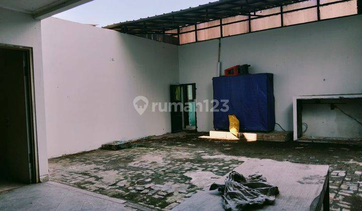 Disewakan Ruko 3 Lantai Unfurnished di Aralia Tarumajaya Bekasi  2
