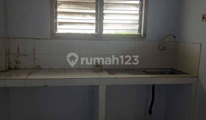 Strategic 3-Story Shop House in Kalimalang Bekasi