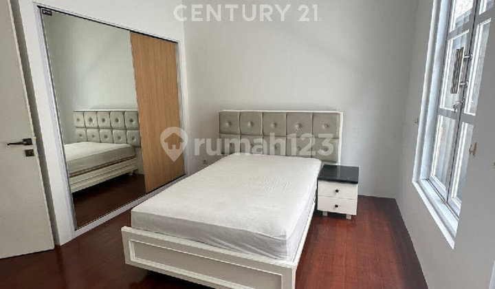 Rumah di Sewa Kan Pondok Indah Jakarta Selatan