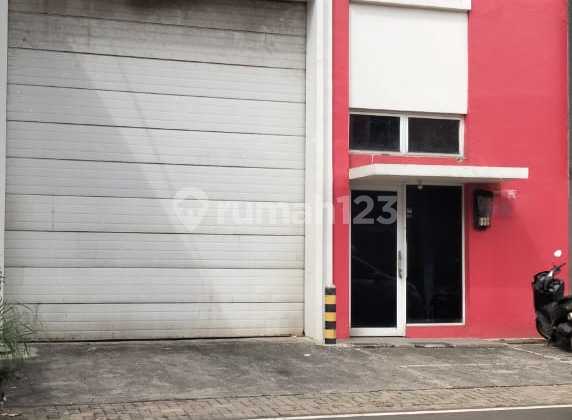 For Rent: Ready Warehouse and Strategic Location Available at Green Sedayu Bizpark Cakung For Rent: Ready Warehouse and Strategic Location Available at Green Sedayu Bizpark Cakung