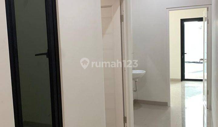 Dijual Rumah 2 Lantai Siap Huni Di Cipondoh Makmur Tangerang 2