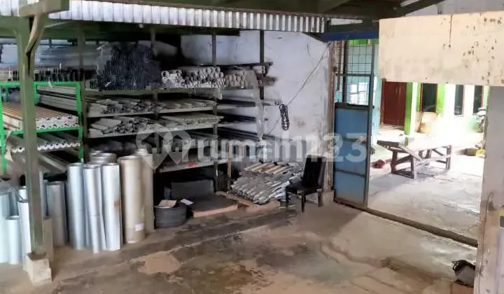 Gudang Luas Area Pergudangan Lokasi Mainroad di Kutawaringin Gudang Luas Area Pergudangan Lokasi Mainroad di Kutawaringin