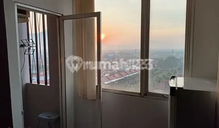 Apartemen Emerald Towers Type Studio Dekat dengan Fasilitas Umum 2