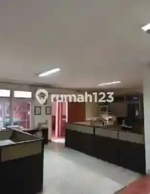 Business Space Suitable for Any Business on Mainroad Soekarno Hatta