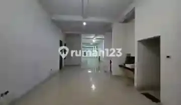 3 Adjacent Shophouses Main Road Kopo - Super Busy Area Near Kopo Toll Road 2