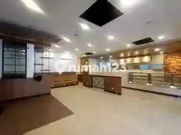 Disewakan Ruang Usaha Desain Modern Mewah Lokasi Mainroad Dago Disewakan Ruang Usaha Desain Modern Mewah Lokasi Mainroad Dago