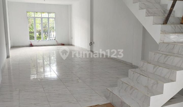 Well-Maintained Shop House Ready for Business in Karapitan, Busy Location Near Campus 1