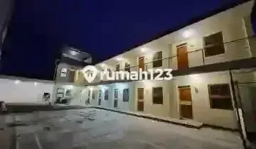 Strategic Boarding House Behind Pvj Mall - Shopping Center Location 2