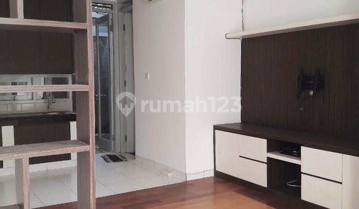 Semi-Furnished House Near Toll Access at Istana Regency Sudirman 2