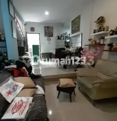 Boarding House + House Near Campus & Busy Area in Sayap Pajajaran 2