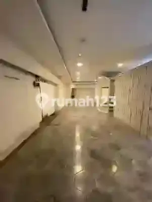 Luxury Ruko (Shop House) For Rent, Formerly a Boutique, Suitable for Office/Cafe/Restaurant etc in Sukajadi 2