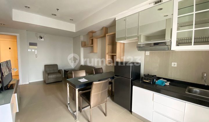 Apartemen Manhattan 2 Kamar Tidur Furnished 2