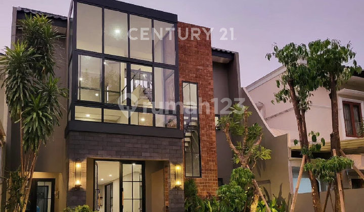 Dijual Rumah 3 Lantai Di Cluster Versailles BSD City