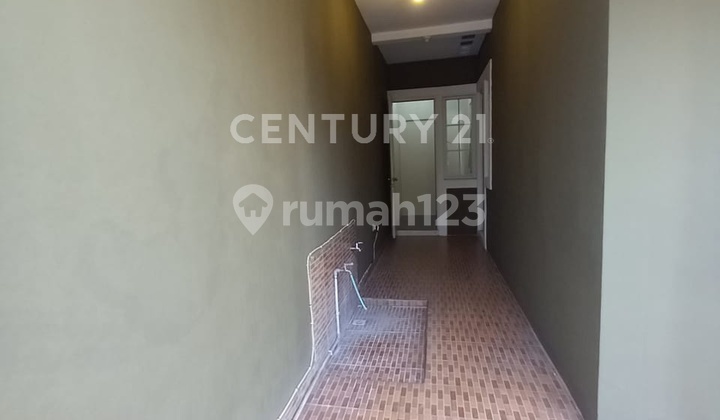 RUMAH KAWASAN ELIT LIPPO KARAWACI CENTRAL  DISEWAKAN 2