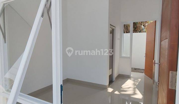 Rumah Villa Murah 2 Lantai dekat pictu Tol Padalarang 1