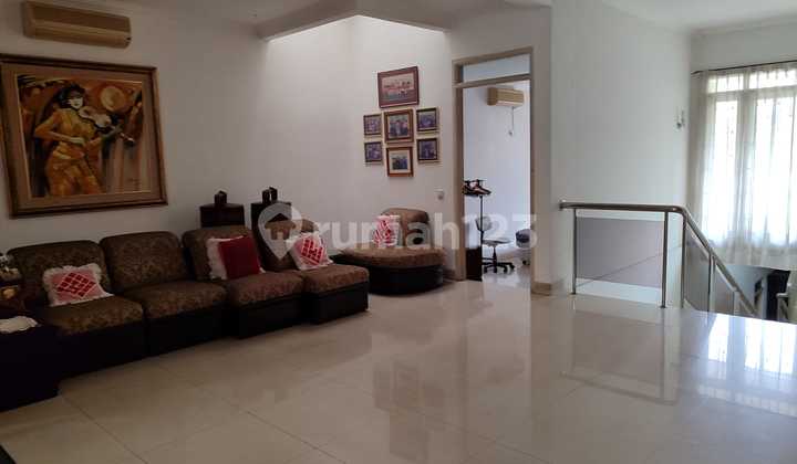 Dijual Rumah Nyaman di Pondok Indah 2
