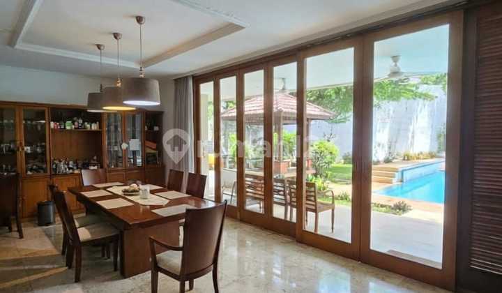 Di Kemang,