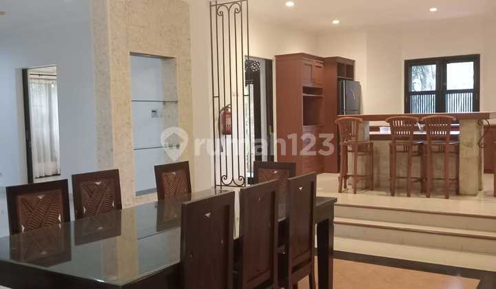 For Sale Comfortable House in Kemang South Jakarta 2
