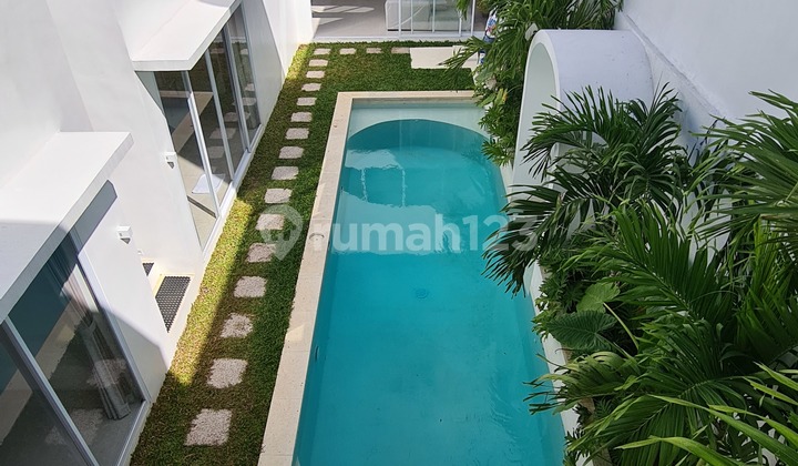 Brand New Mediterranean Luxury Villa Pecatu Ungasan Bali