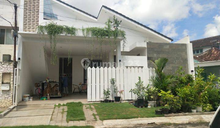 Minimalist House Taman Griya Jimbaran Bali 1