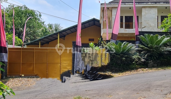 Gudang Strategis Ida Bagus Mantra Ketewel Bali 1