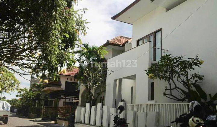 Modern Minimalist Strategic House in Puputan Renon Denpasar Bali 1