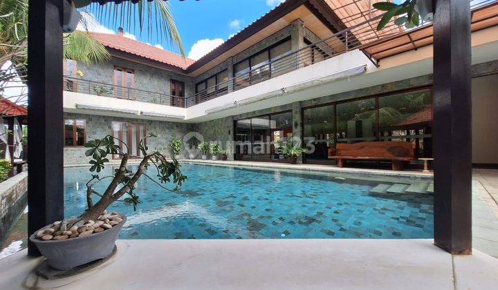 Strategic Exclusive Villa Jimbaran Bali 1