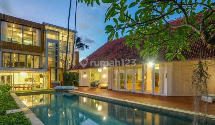 Villa Luxury Paddy Field View Canggu Bali 1